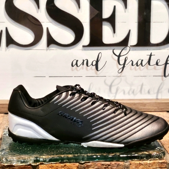 Brava Indoor Soccer Black Mns Sz 11.5D  #158999 - Picture 1 of 7